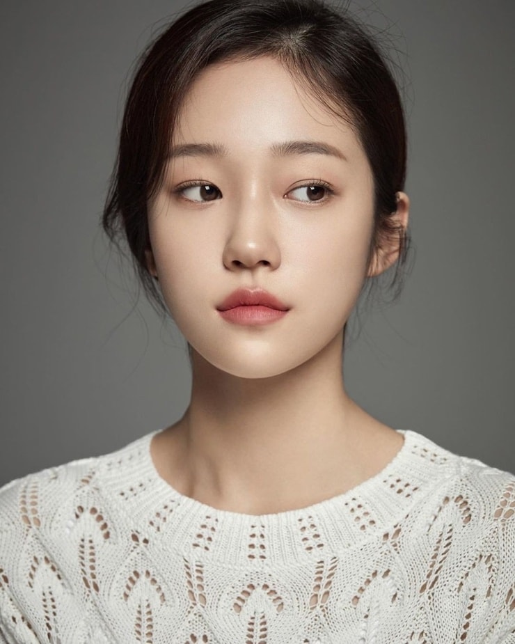 Picture of Roh Yoon-seo