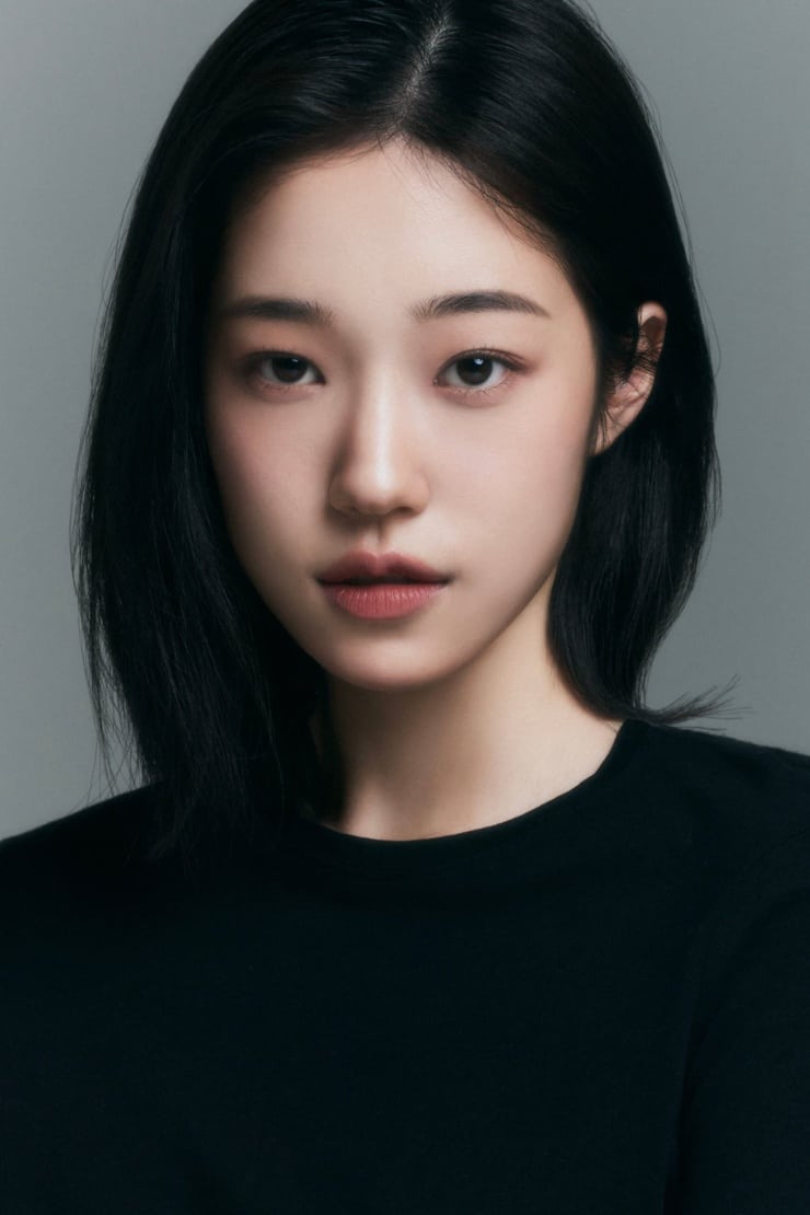 Picture of Roh Yoon-seo