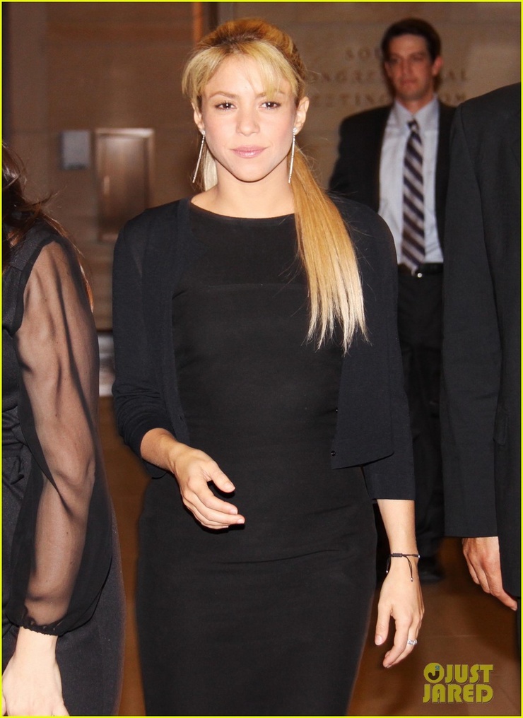 Shakira Shakira