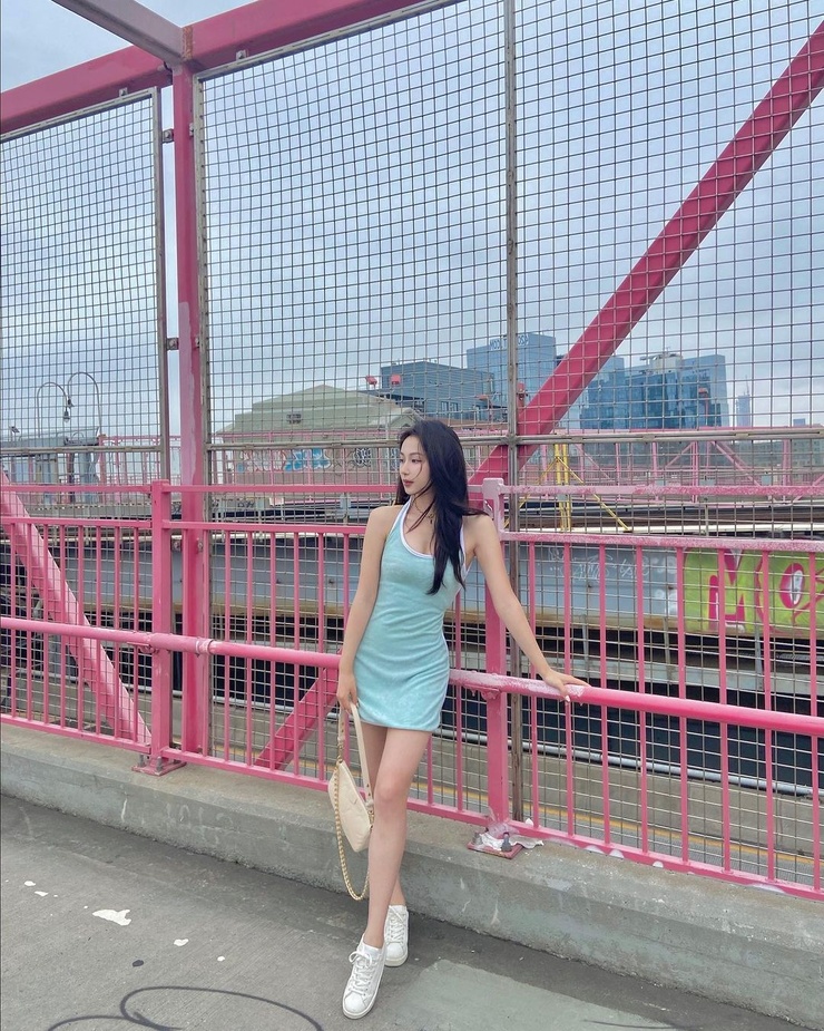 Xiaolian Yu