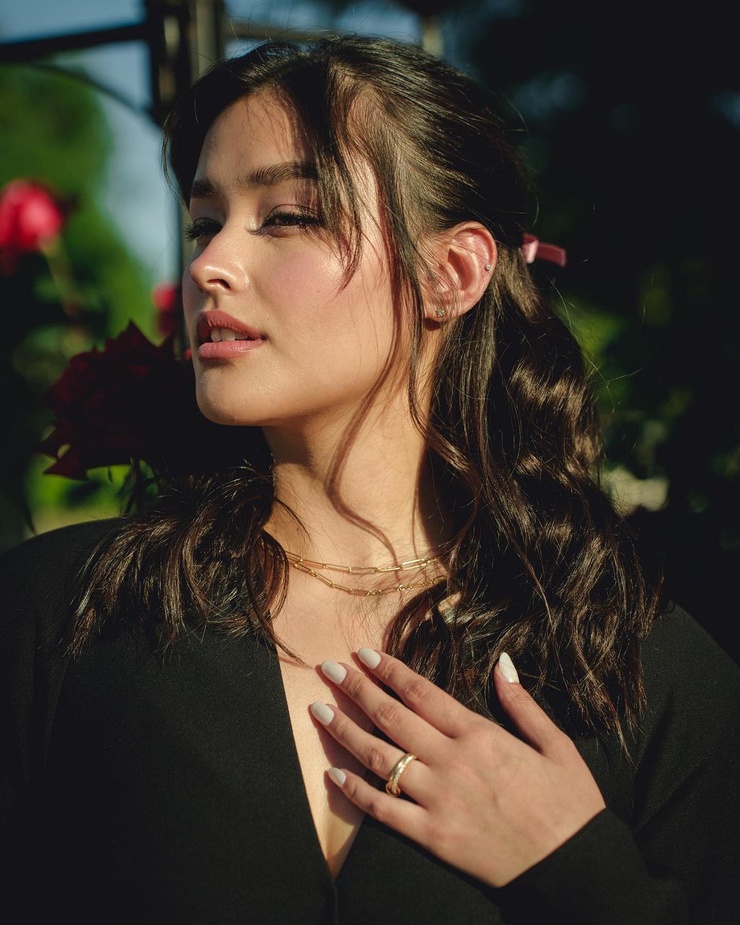 Liza Soberano