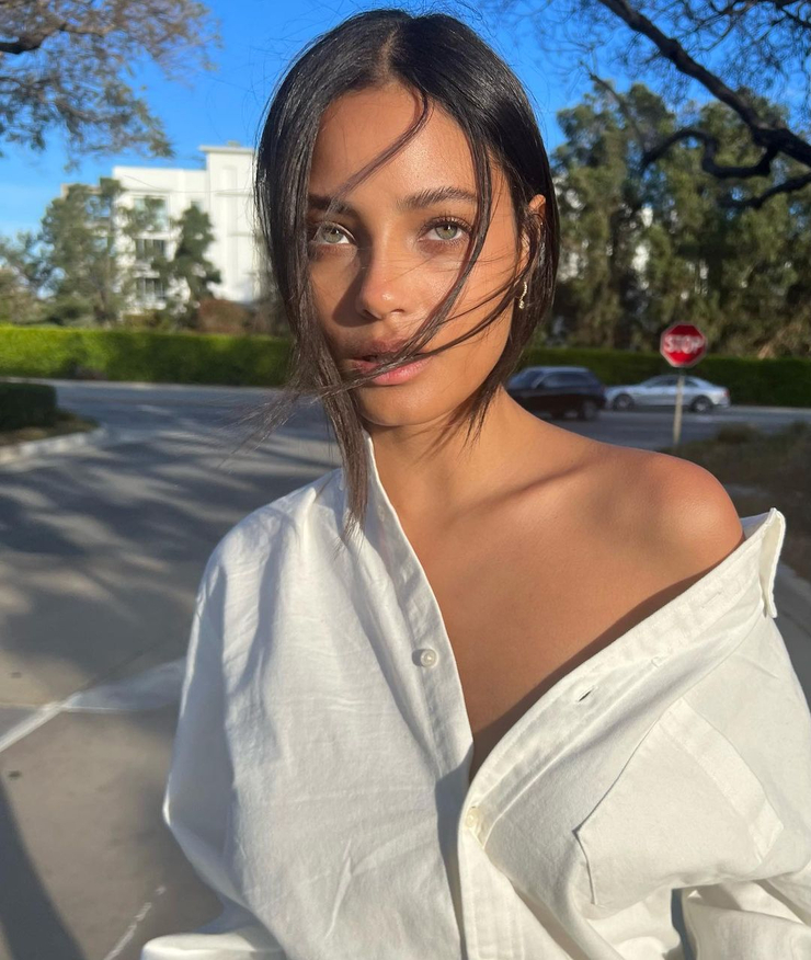 Caris Shelton