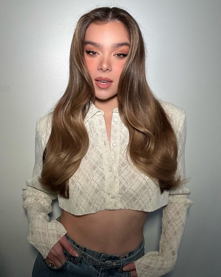 Hailee Steinfeld
