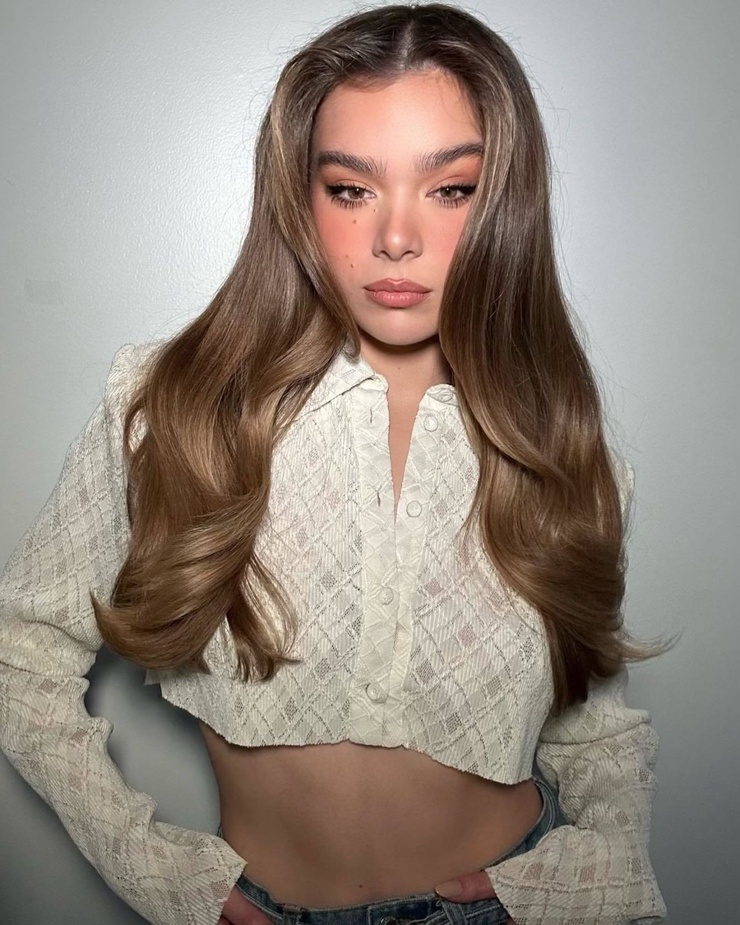 Hailee Steinfeld Hailee Steinfeld