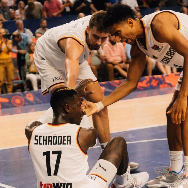 Dennis Schröder