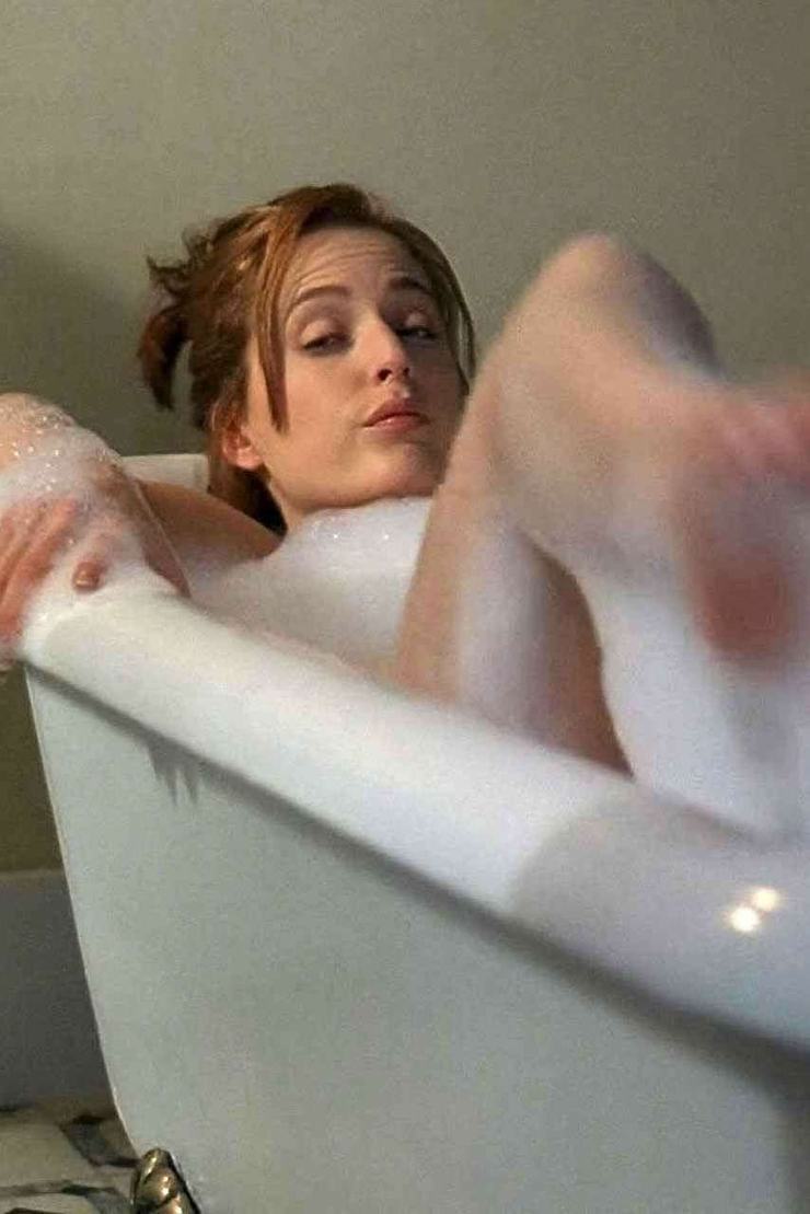 Gillian Anderson