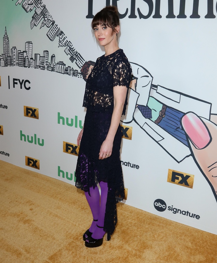 Lizzy Caplan Lizzy Caplan