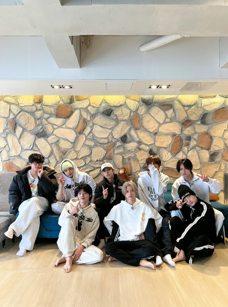 Stray Kids