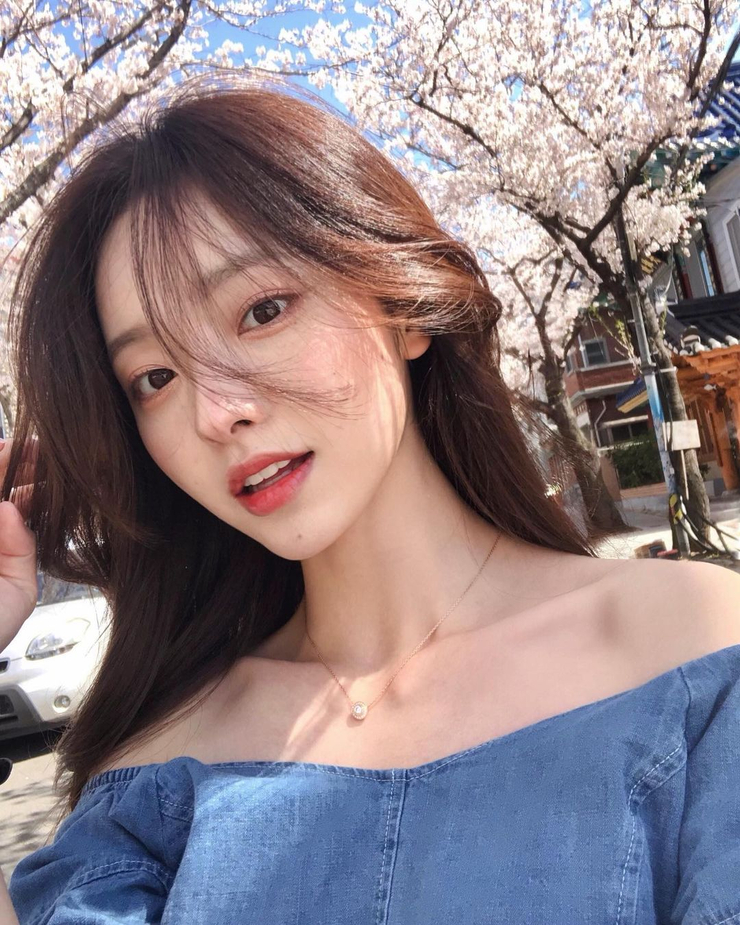 Kim Na Hee