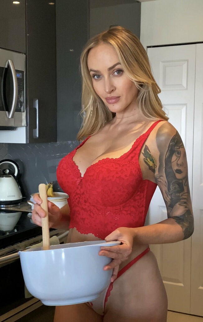 Alyssa Barbara Alyssa Barbara