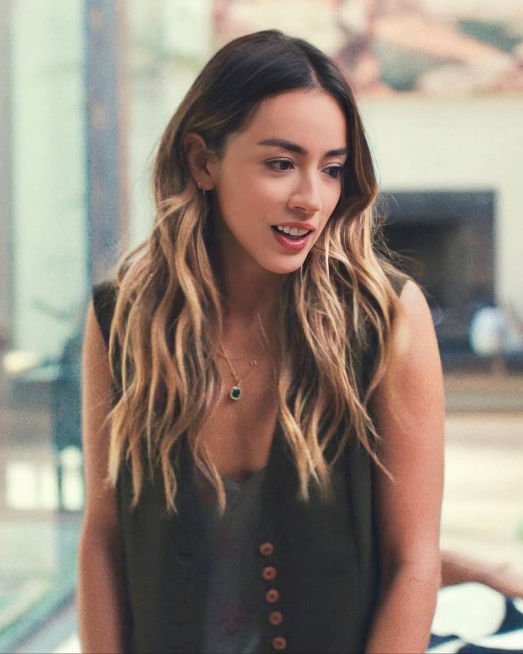 Chloe Bennet