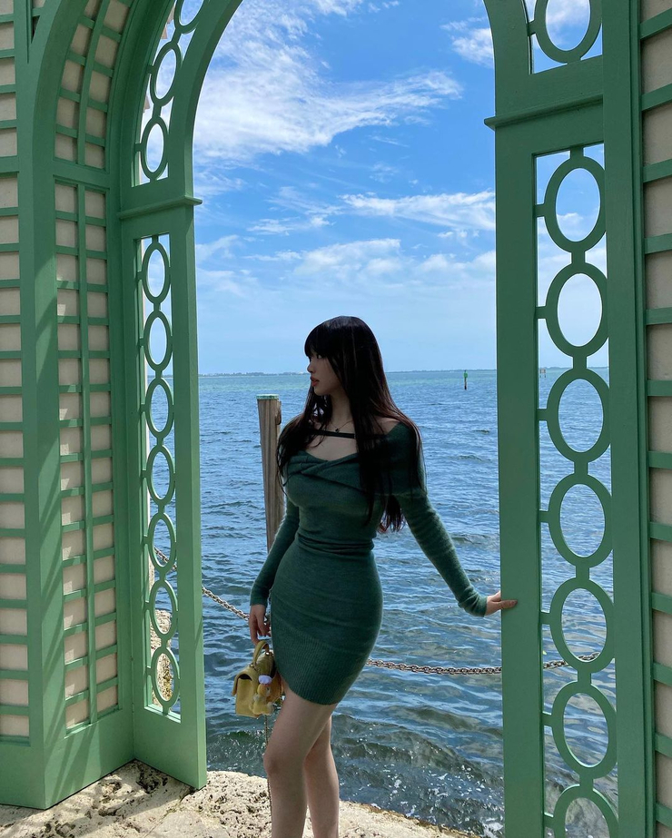 Elina Xuan