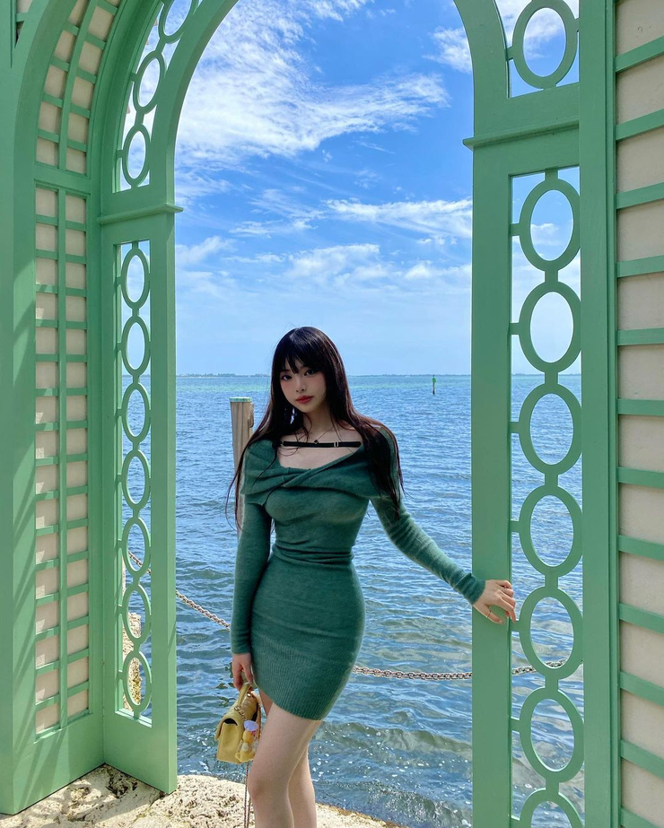 Elina Xuan