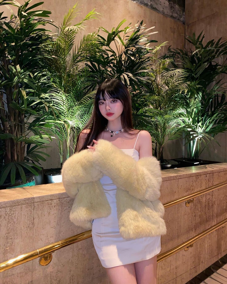 Elina Xuan