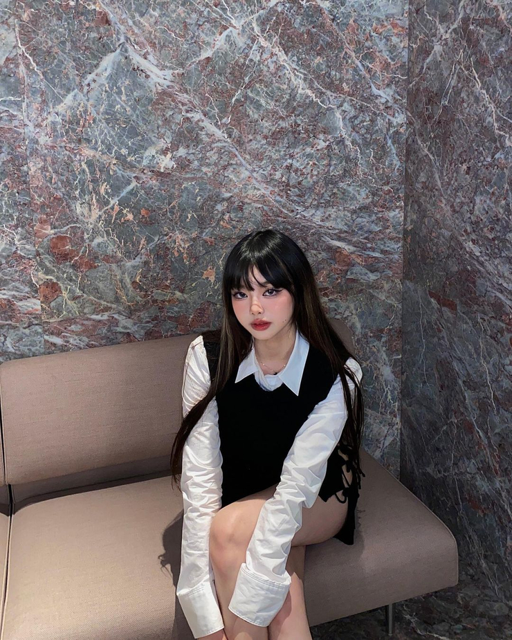 Elina Xuan
