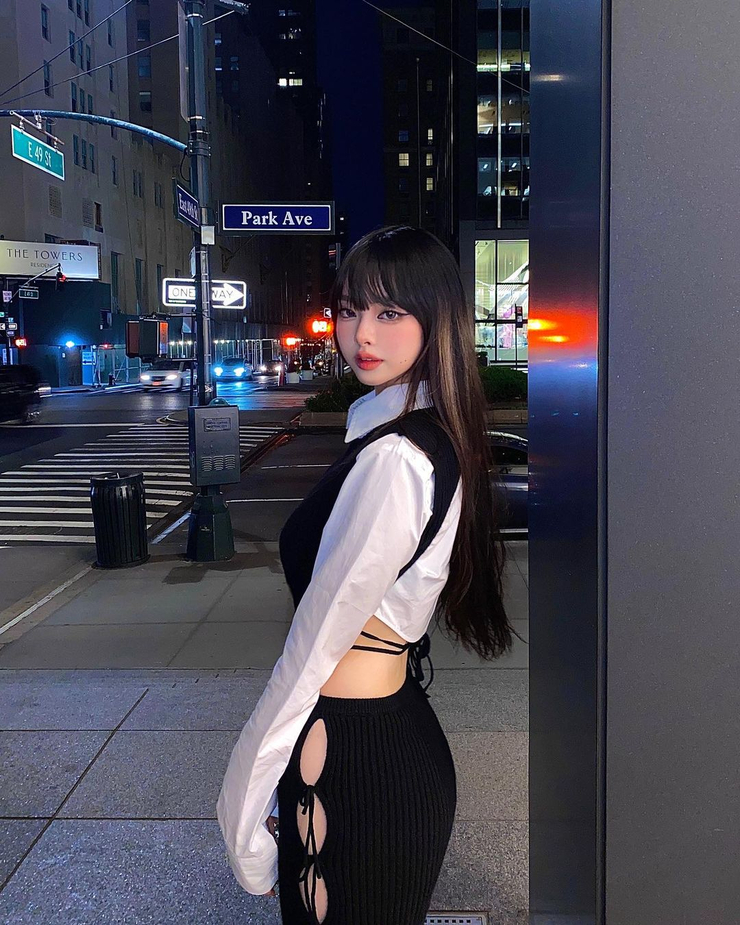 Elina Xuan