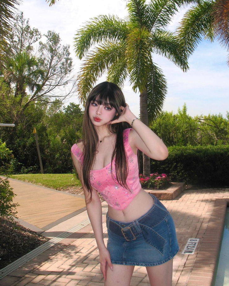 Elina Xuan