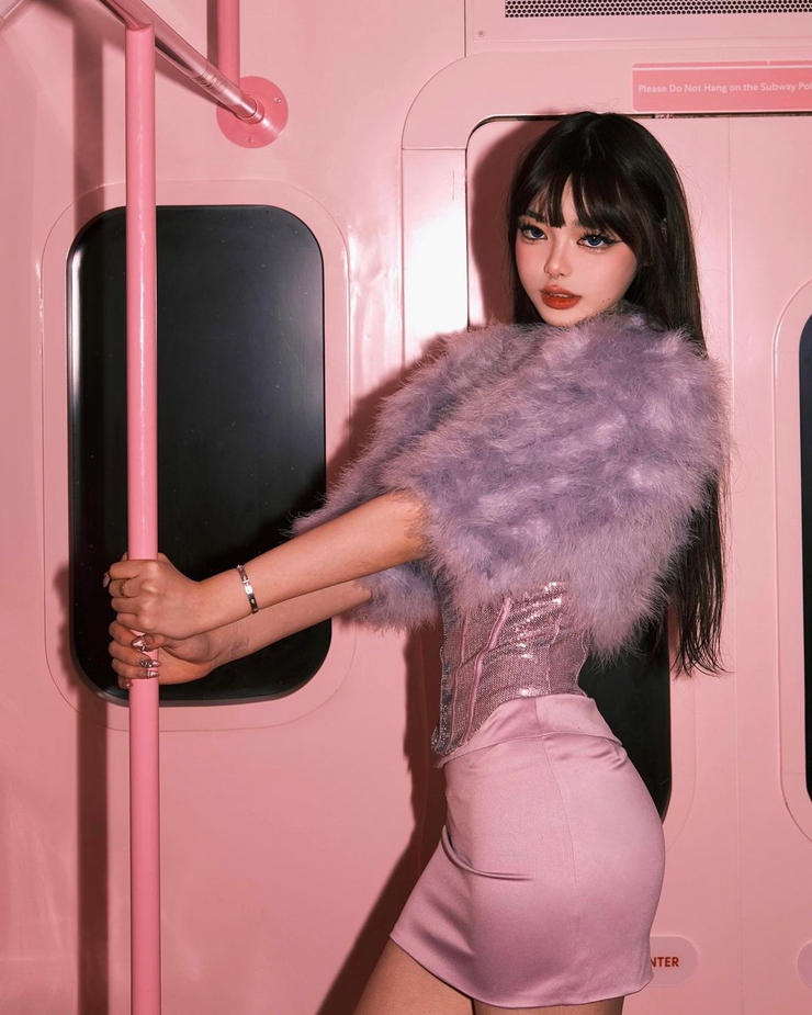 Elina Xuan