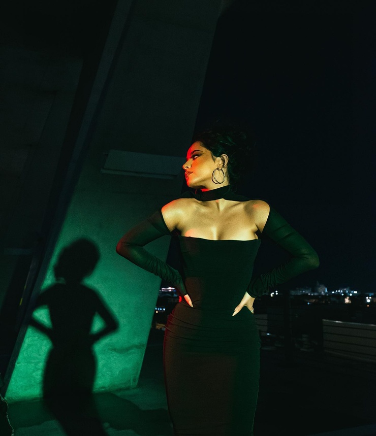 Becky G.