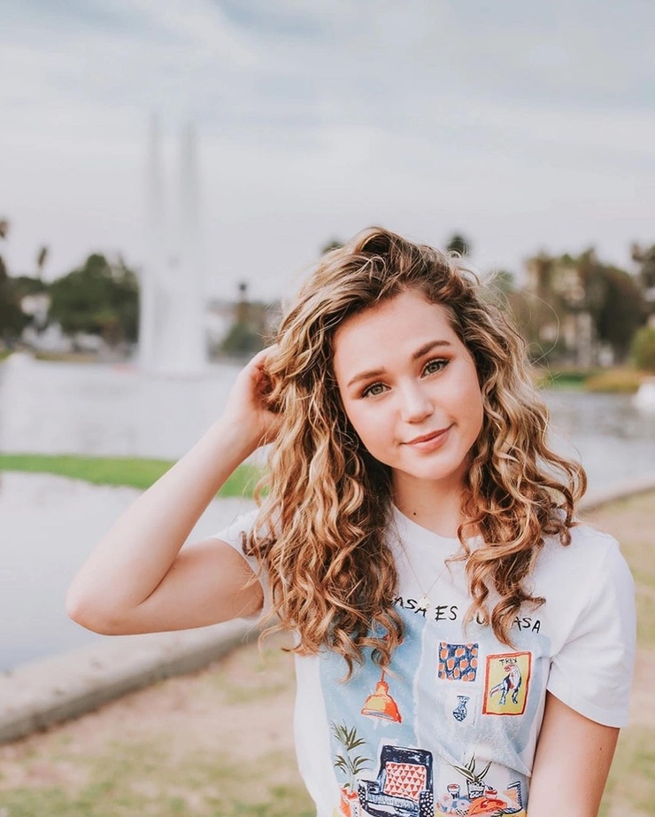 Brec Bassinger