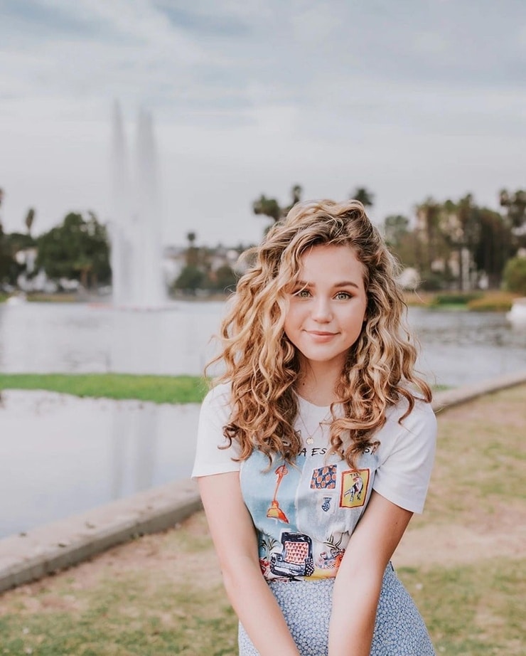 Brec Bassinger