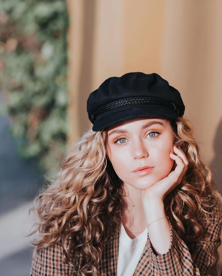 Brec Bassinger