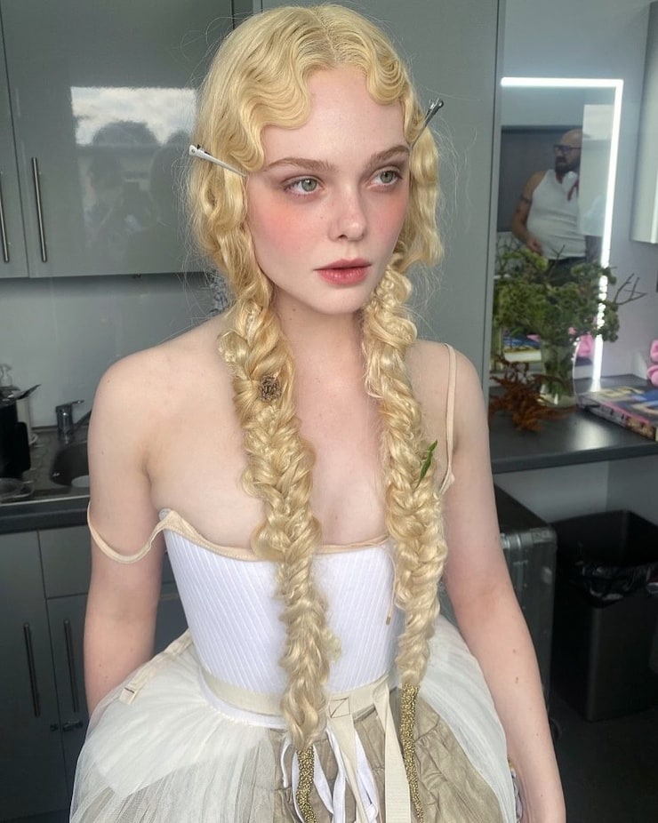 Elle Fanning