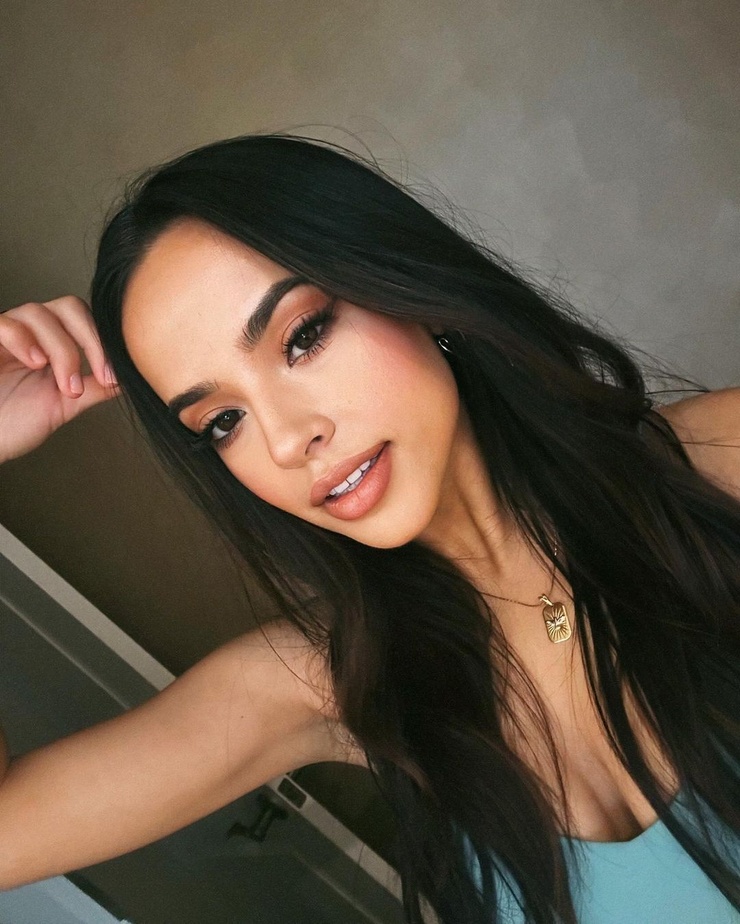 Becky G.