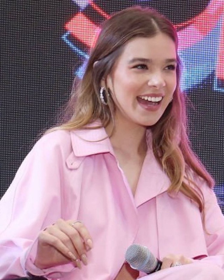 Hailee Steinfeld