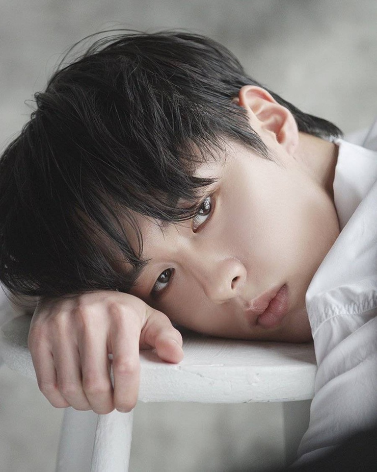 Jae-Wook Lee