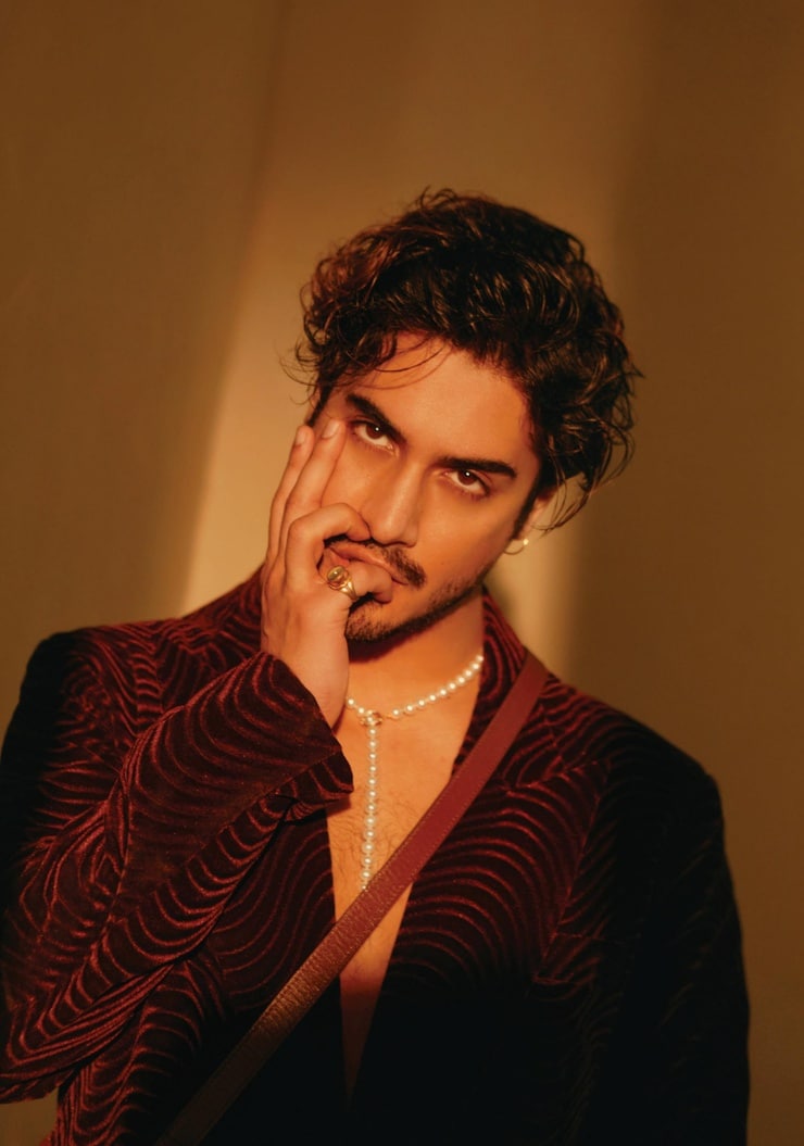 Avan Jogia image