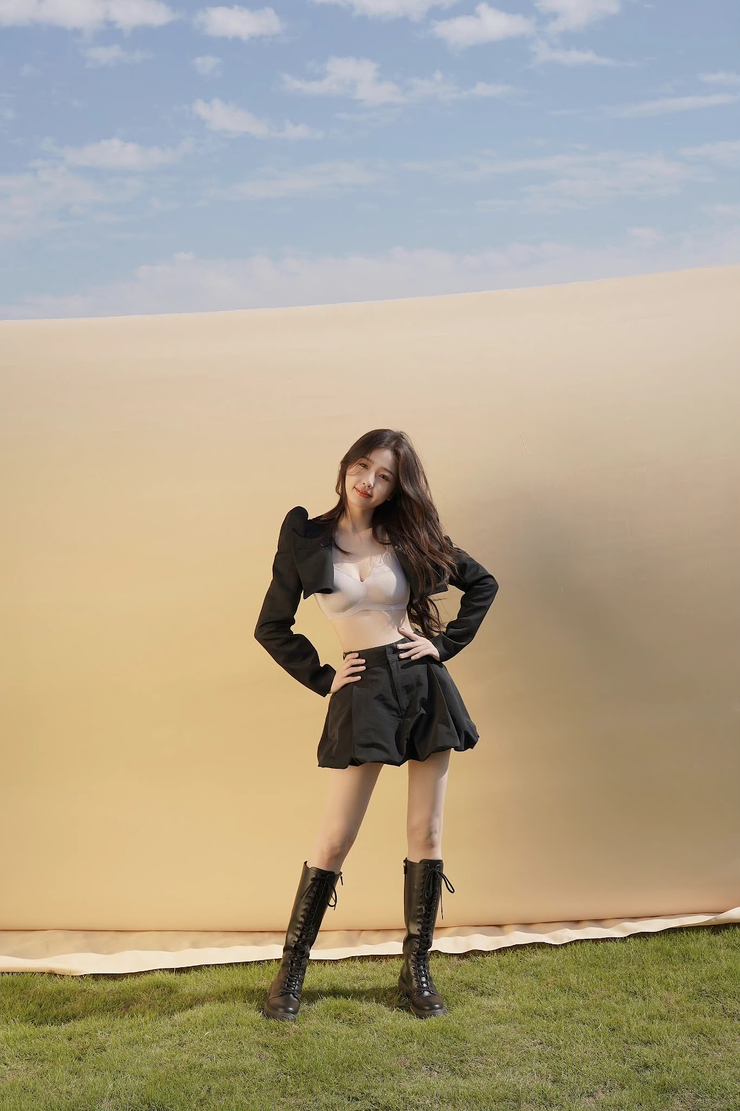 Esther Yu Real Height at Sherri Taylor blog