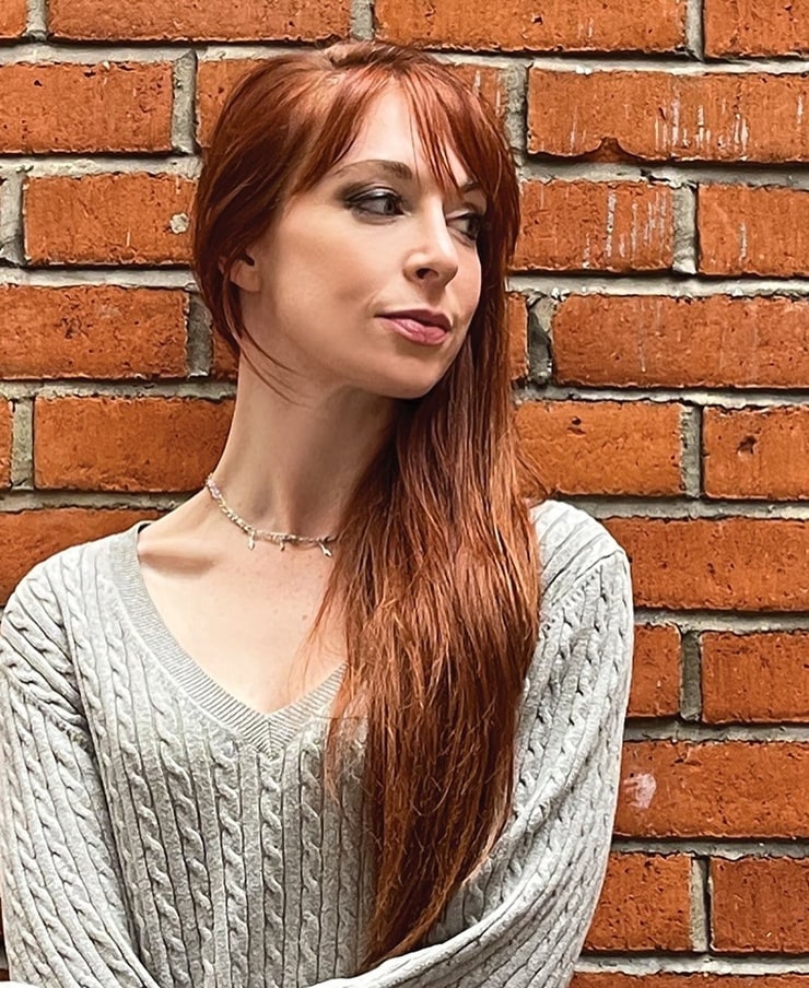 Lisa Foiles