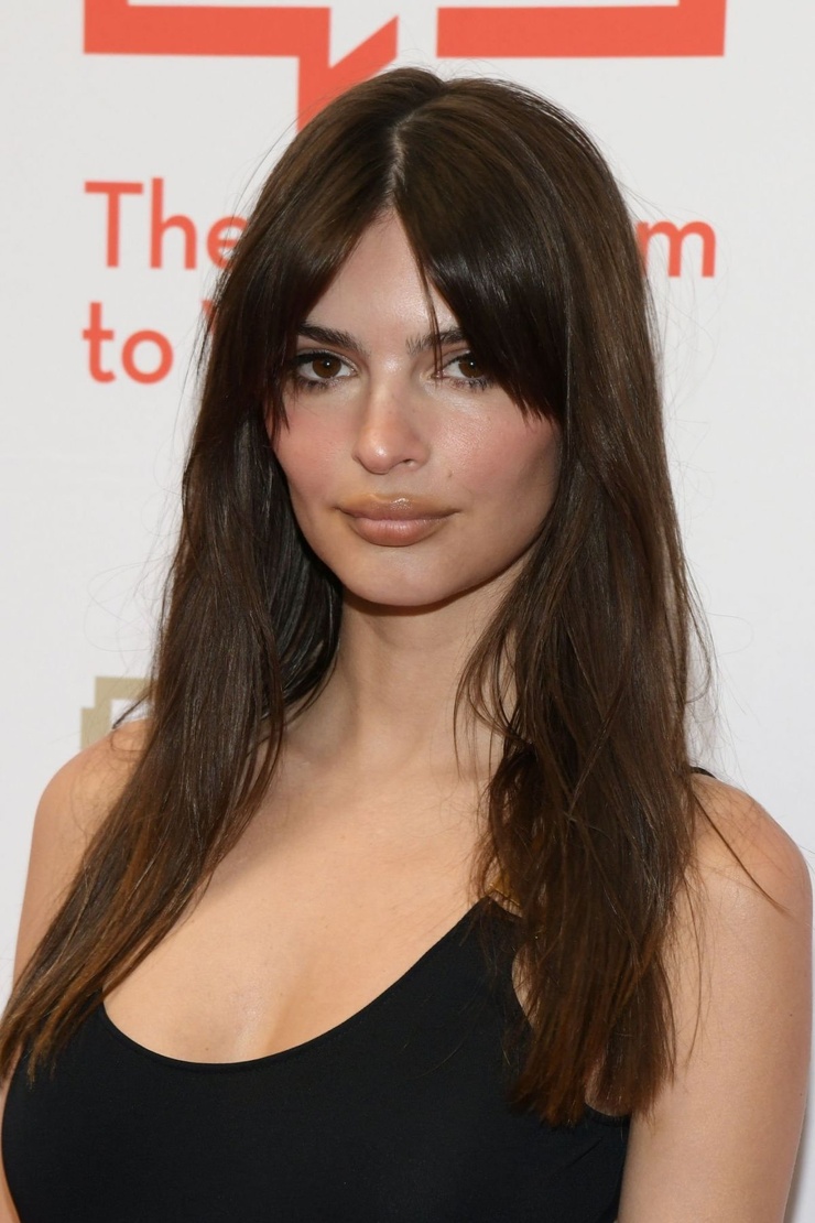 Emily Ratajkowski
