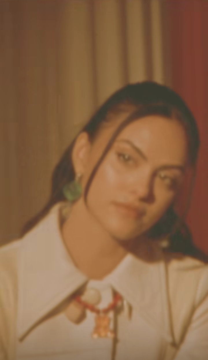 Camila Mendes