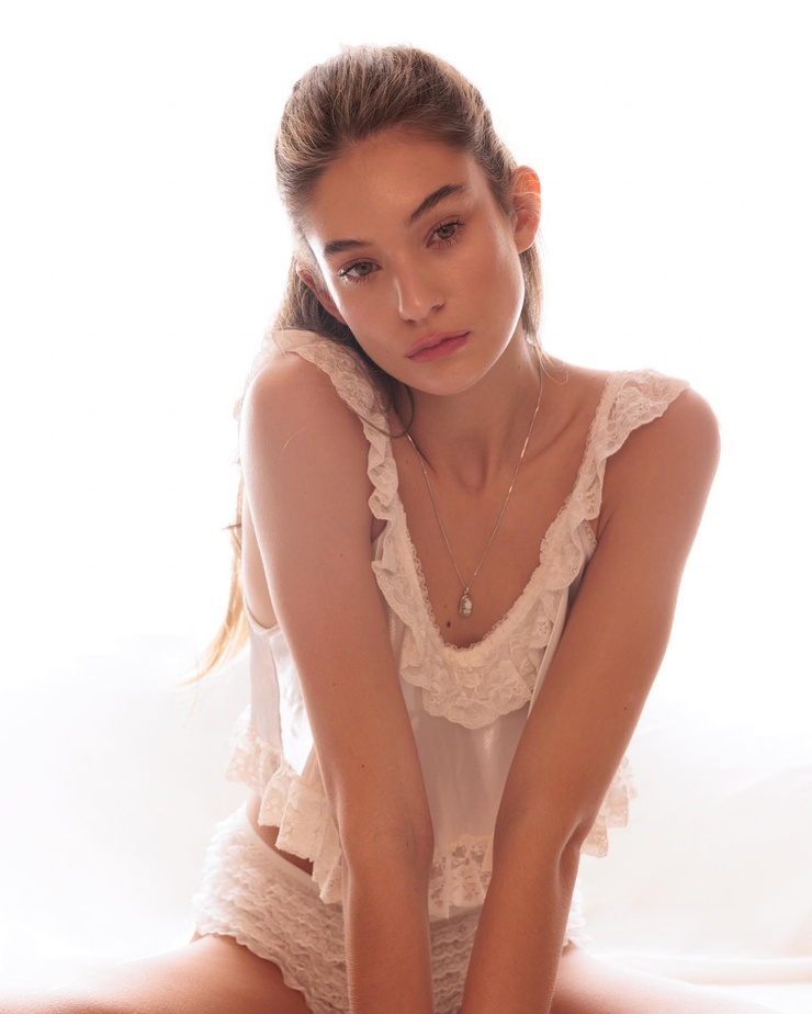 Isabella Weis Isabella Weis