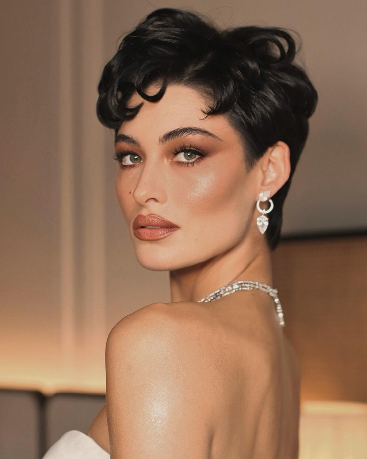 Grace Elizabeth Grace Elizabeth