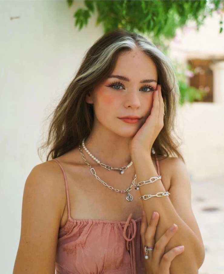 Nadine Breaty