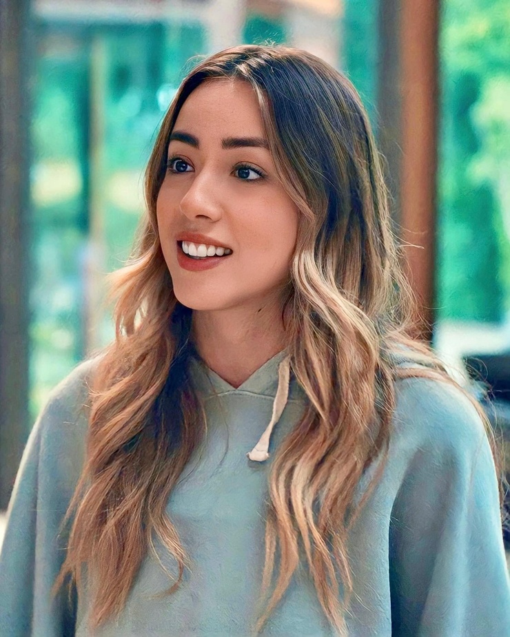 Chloe Bennet