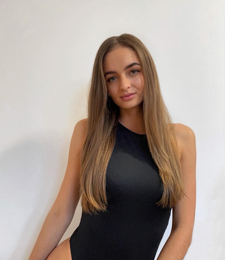 Adela Janikova