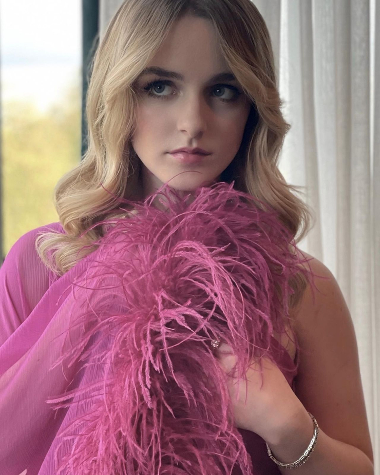 Mckenna Grace picture
