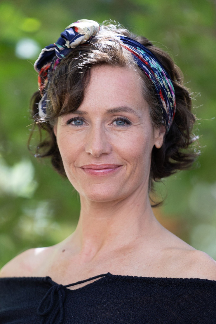 Cécile De France