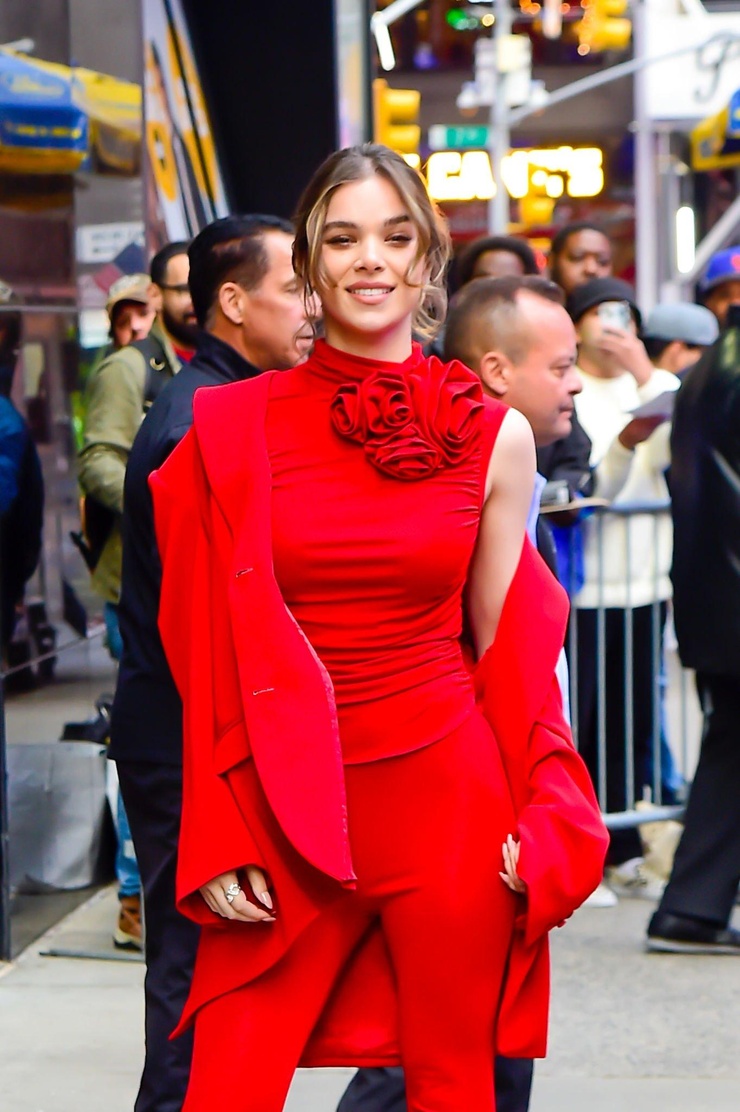 Hailee Steinfeld