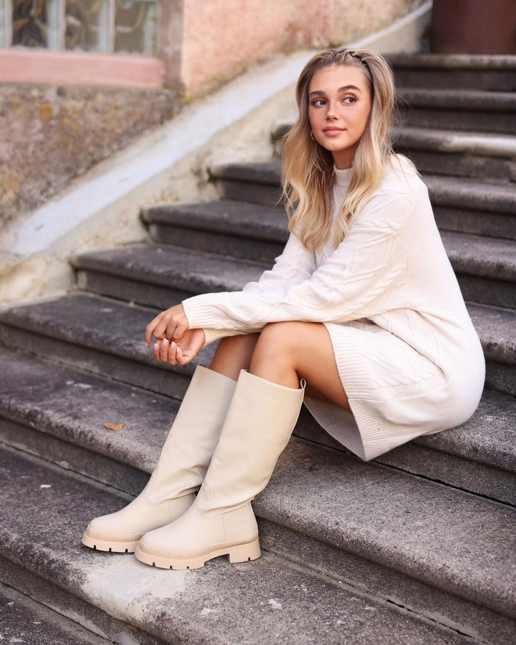 Lara Spengler Lara Spengler