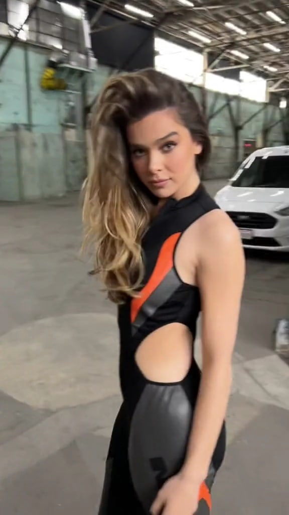 Hailee Steinfeld