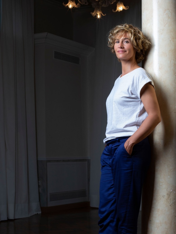 Cécile De France