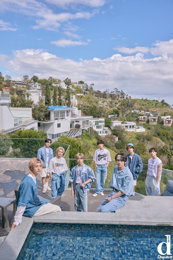 Stray Kids