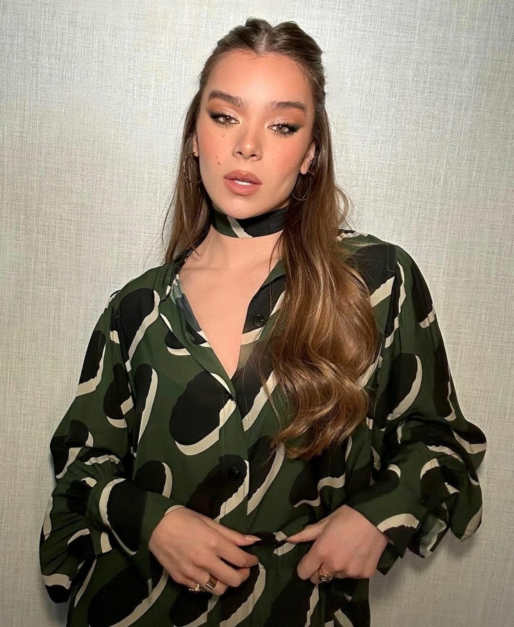 Hailee Steinfeld