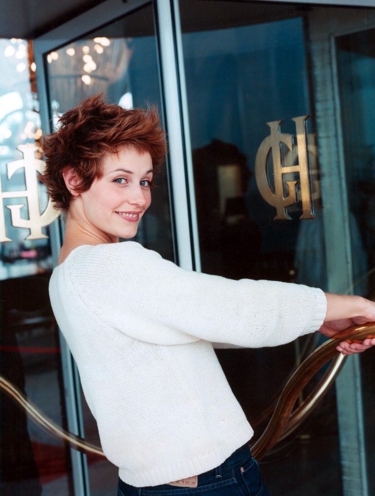 Cécile De France