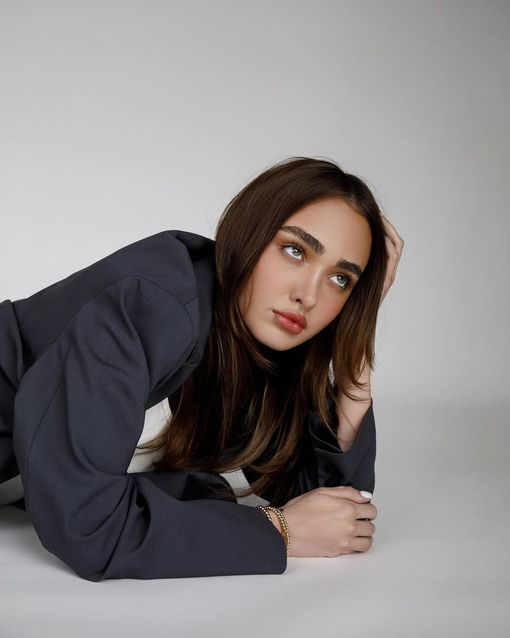 Leila Bauer
